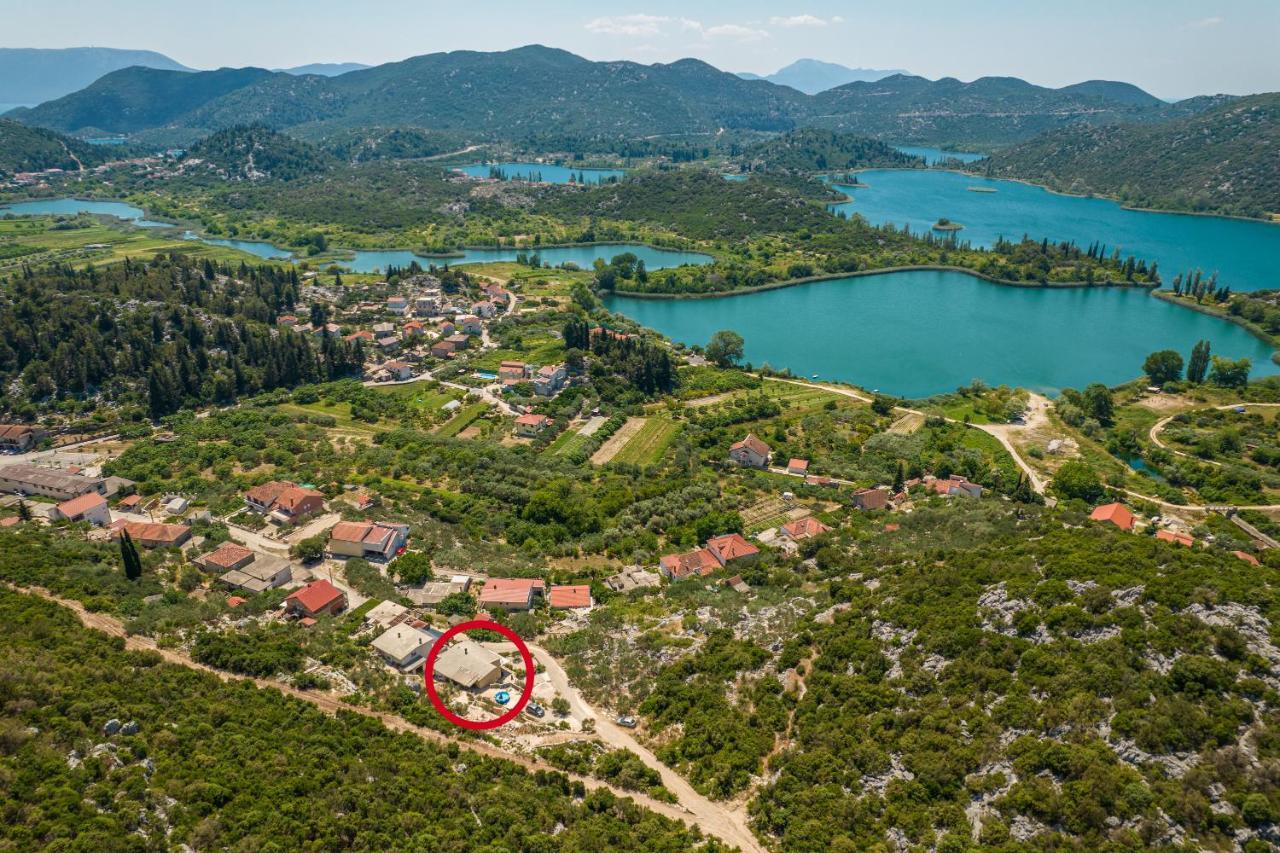 Apartman Ella Peracko Blato Екстериор снимка